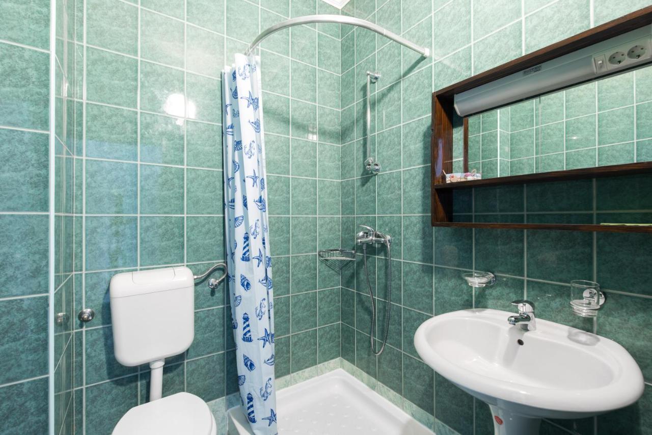 Pape Punat Apartmani I Sobe Екстер'єр фото