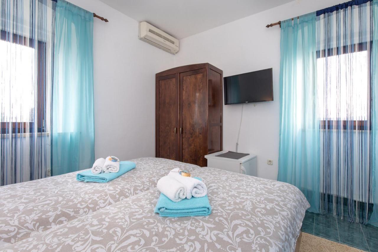 Pape Punat Apartmani I Sobe Екстер'єр фото
