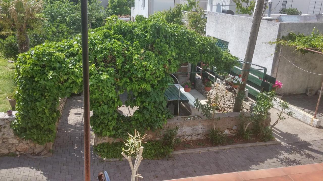 Pape Punat Apartmani I Sobe Екстер'єр фото